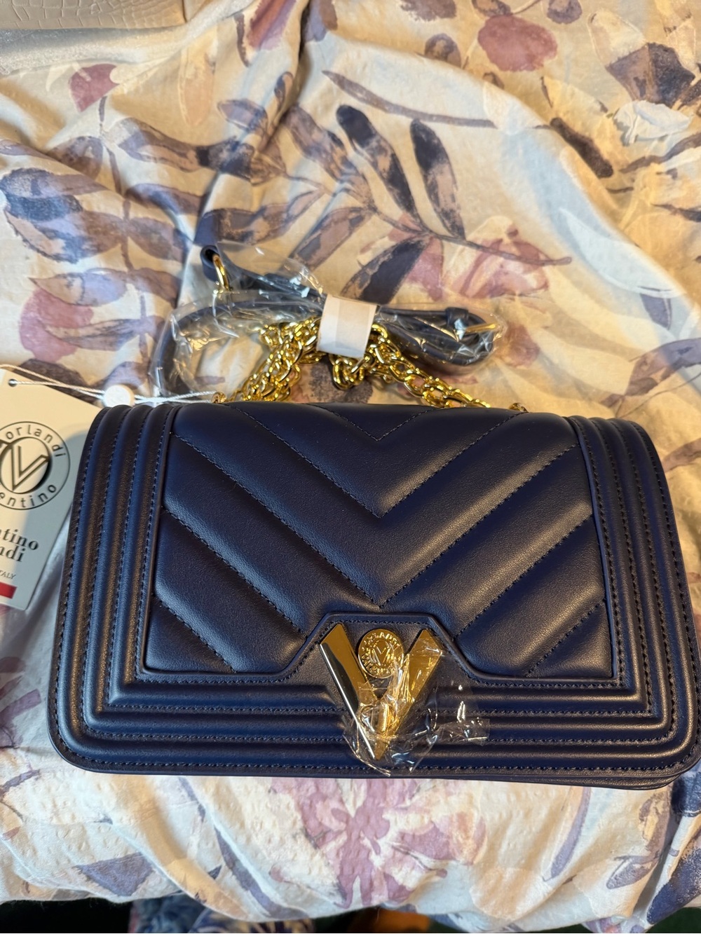 Valentino Garavani Navy Quilted V-Detail Chain Crossbody